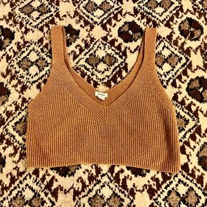 Garage brand brown/ tan cable knit crop top. Size small S/p. Super cute!